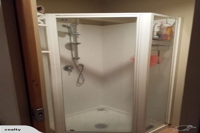 Photo of property in Atrium Apartments, 2i/154 The Terrace, Wellington Central, Wellington, 6011