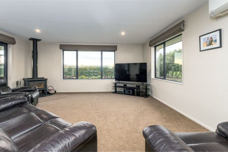 Photo of property in 360 Ashburton Staveley Road, Greenstreet, Ashburton, 7771