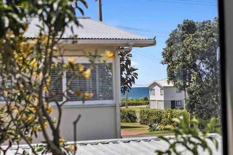 Photo of property in 292b Seaforth Road, Waihi Beach, 3611
