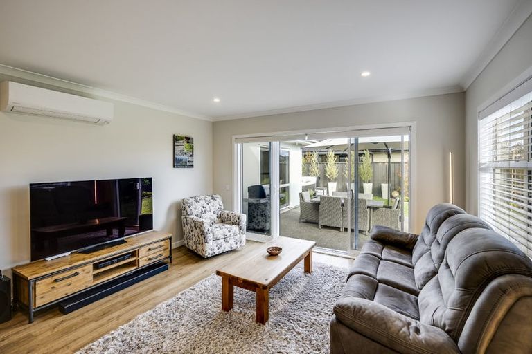 Photo of property in 20 Young Place, Taradale, Napier, 4112