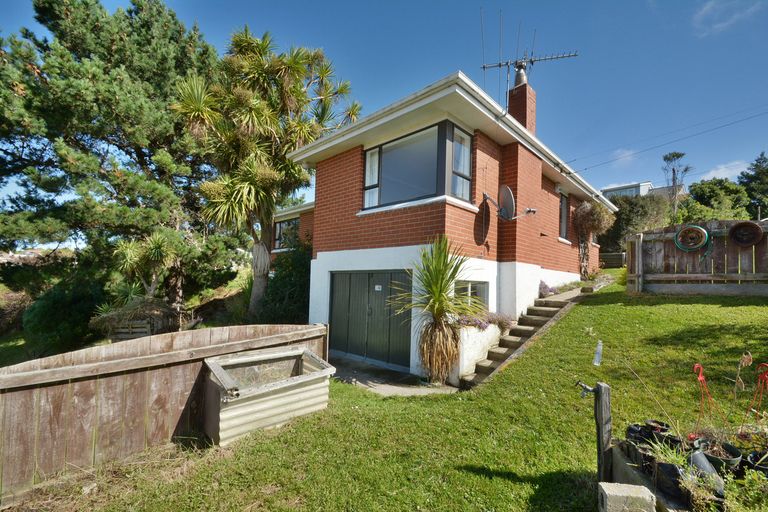 Photo of property in 28 Puketai Street, Andersons Bay, Dunedin, 9013