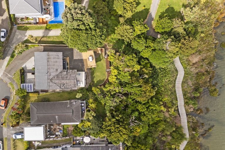 Photo of property in 28 Sunny Bay Road, Matua, Tauranga, 3110