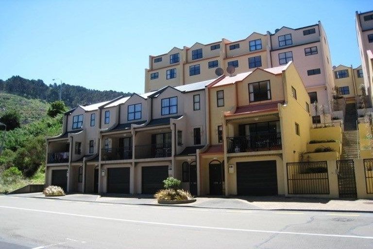 Photo of property in 19 Ballantrae Place, Thorndon, Wellington, 6011