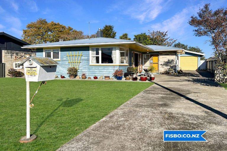 Photo of property in 96 Lipscombe Crescent, Havelock North, 4130