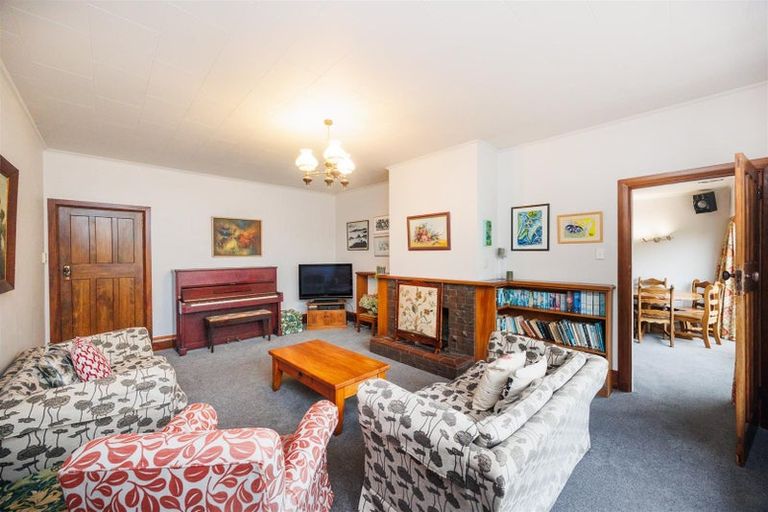 Photo of property in 68 Skerman Street, Marton, 4710