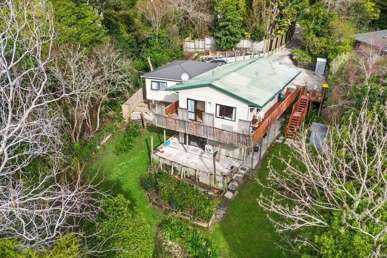 Photo of property in 39a Evelyn Road, Cockle Bay, Auckland, 2014