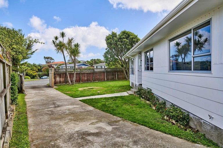 Photo of property in 9 Clipper Street, Titahi Bay, Porirua, 5022