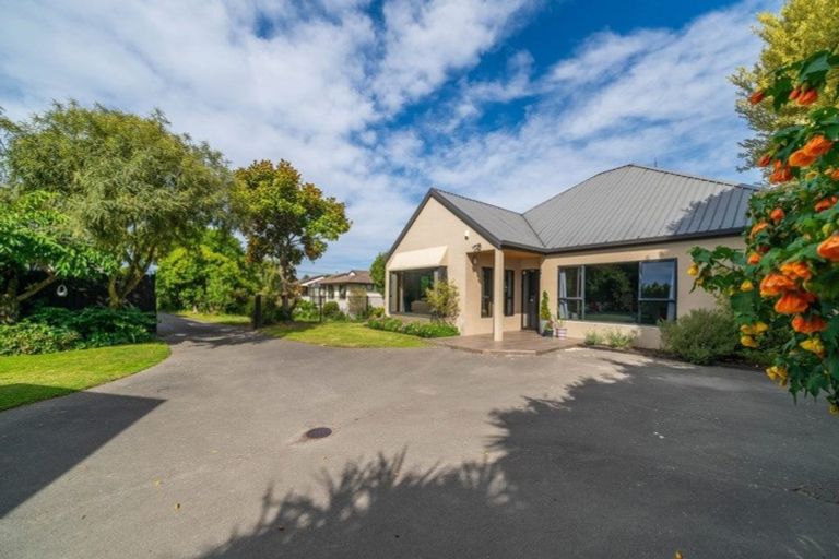 Photo of property in 21 Craven Street, Sockburn, Christchurch, 8042