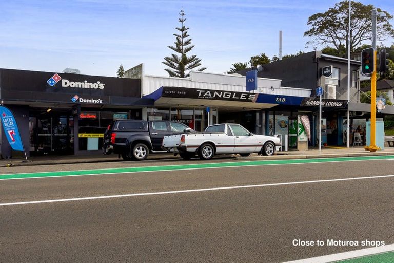 Photo of property in 28a Simons Street, Moturoa, New Plymouth, 4310