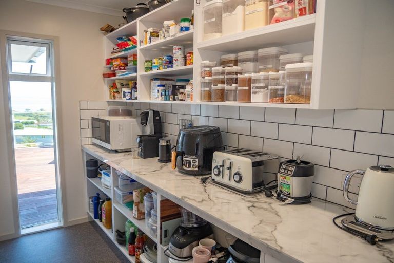 Photo of property in 11 Midgard Road, Coopers Beach, 0420