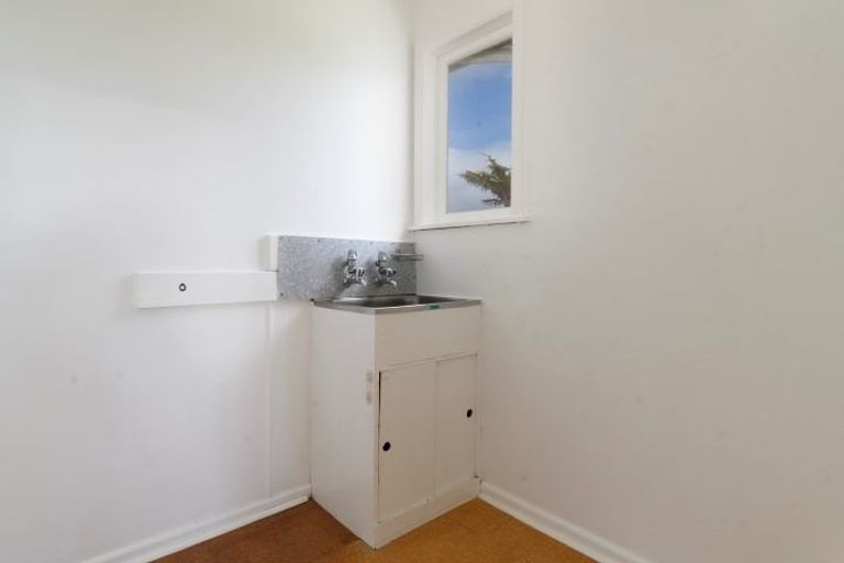 Photo of property in 11 Goods Road, Otumoetai, Tauranga, 3110