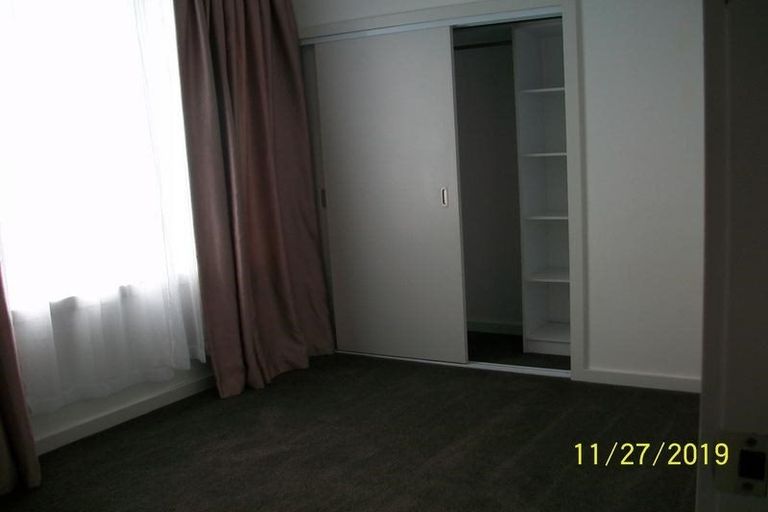 Photo of property in 228 Te Atatu Road, Te Atatu South, Auckland, 0610