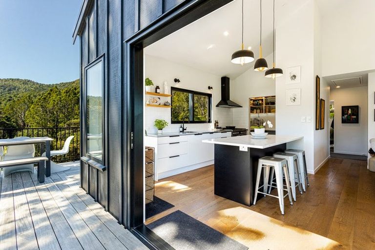 Photo of property in 42a Upland Road, Huia, Auckland, 0604