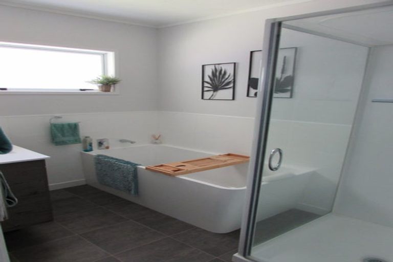 Photo of property in 1/6 Manson Avenue, Stoke, Nelson, 7011