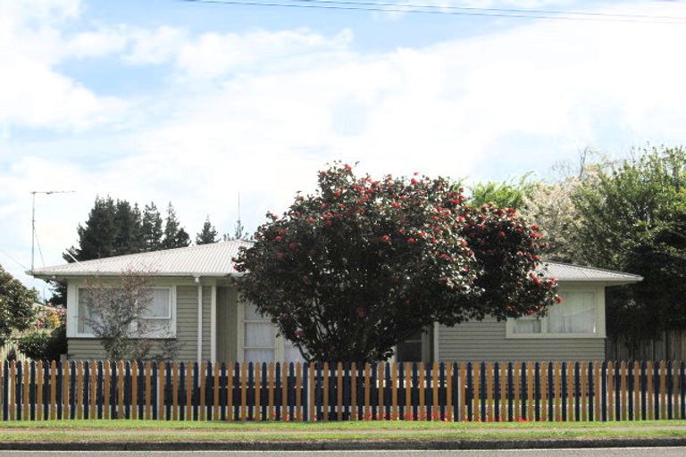 Photo of property in 68 Kawaha Point Road, Kawaha Point, Rotorua, 3010