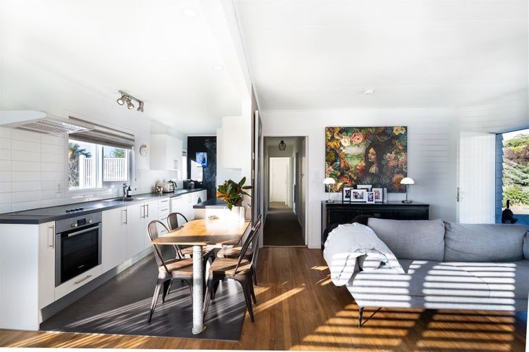 Photo of property in 102 Stafford Drive, Ruby Bay, Mapua, 7005