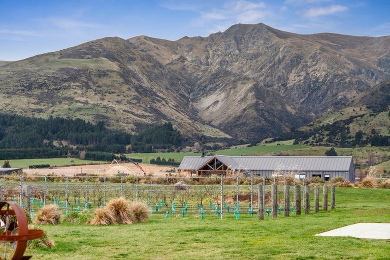 Photo of property in 46 Paterson Drive, Hawea Flat, Wanaka, 9382