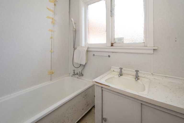 Photo of property in 376 Linwood Avenue, Bromley, Christchurch, 8062