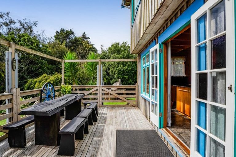 Photo of property in 100 Conway Road, Eltham, 4322