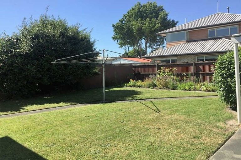 Photo of property in 31 Raxworthy Street, Ilam, Christchurch, 8041