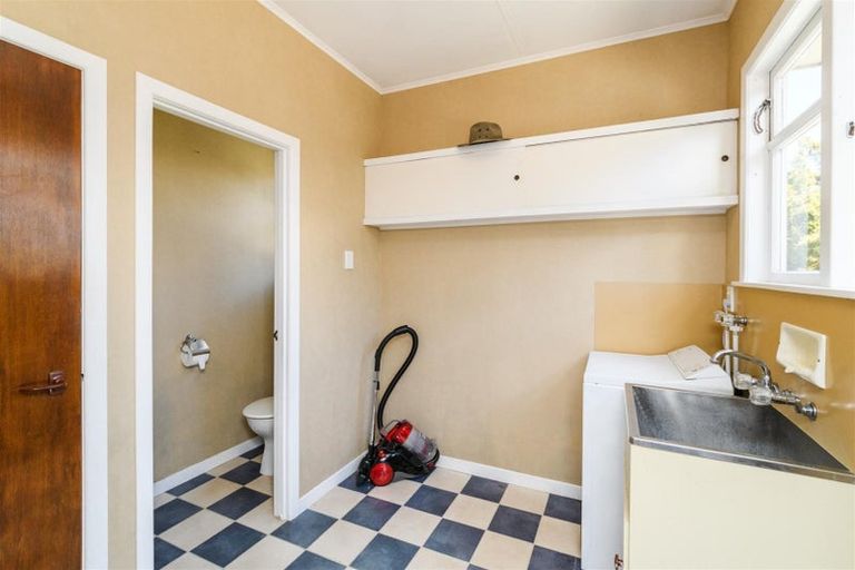 Photo of property in 11 Bond Street, Marton, 4710