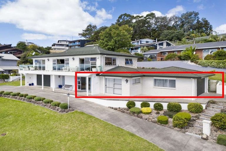 Photo of property in 76 Marellen Drive, Red Beach, 0932