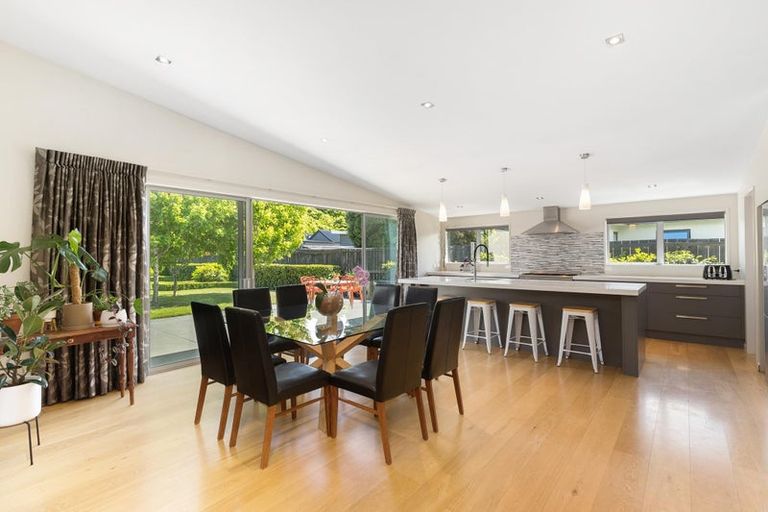 Photo of property in 47 Sylvan Street, Lake Hayes, Queenstown, 9304