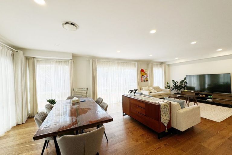 Photo of property in 3 Para Close, Fairview Heights, Auckland, 0632