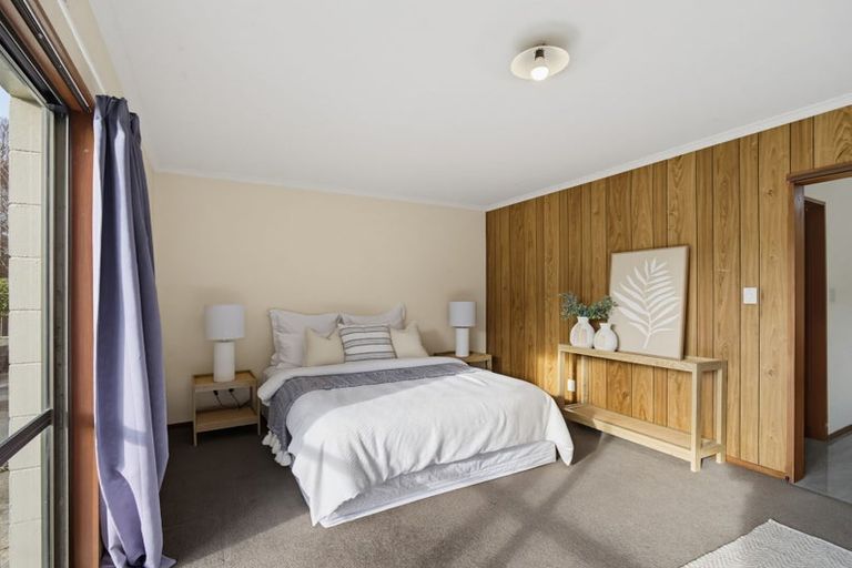 Photo of property in 2 Regency Crescent, Redwood, Christchurch, 8051
