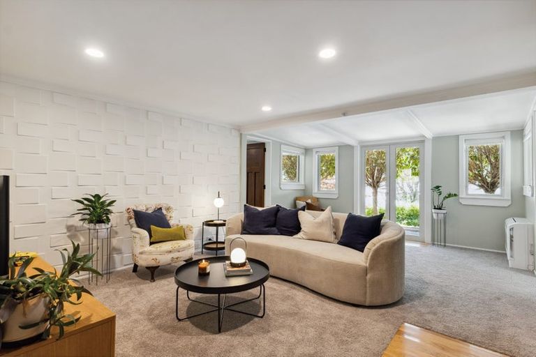 Photo of property in 122 Pendarves Street, New Plymouth, 4312