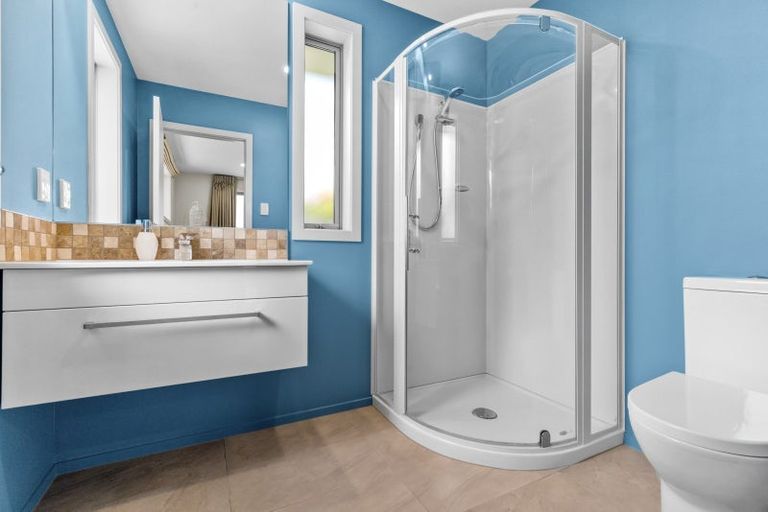 Photo of property in 17 Margaret Avenue, Havelock North, 4130