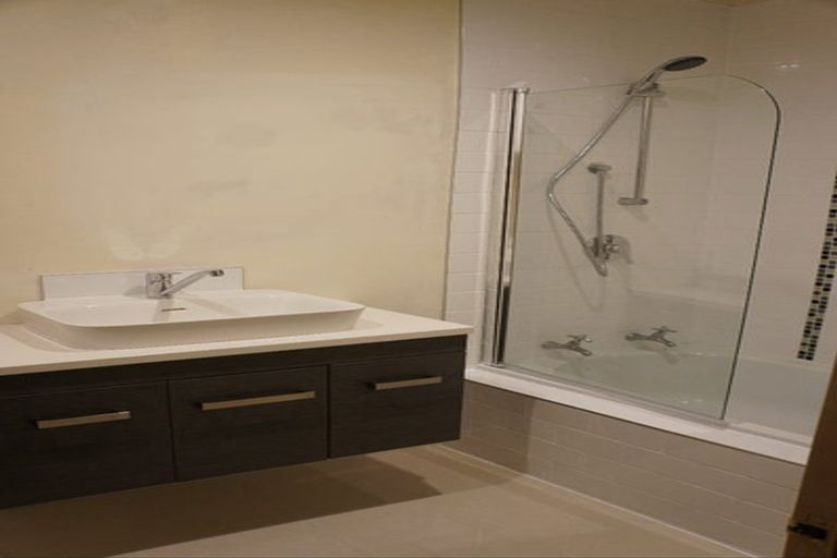 Photo of property in 3/73 Springfield Road, St Albans, Christchurch, 8014