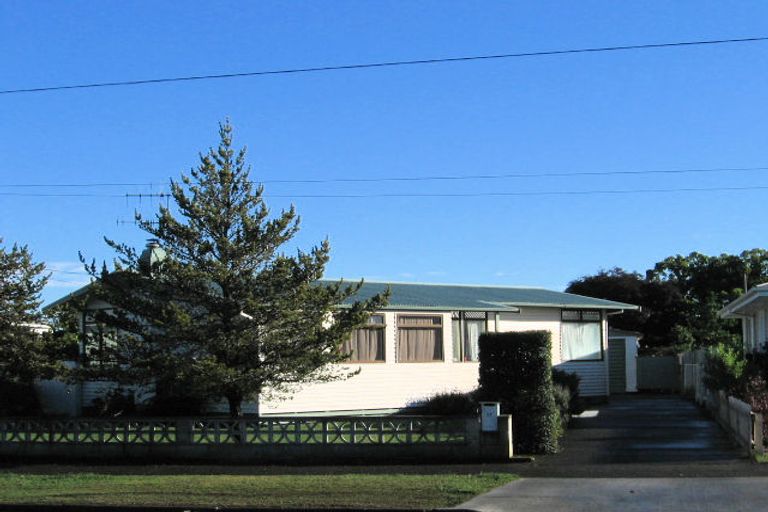 Photo of property in 17 Harold Holt Avenue, Onekawa, Napier, 4110