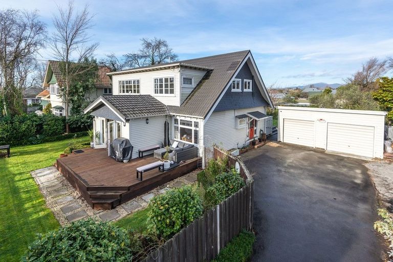 Photo of property in 10 Paparoa Street, Papanui, Christchurch, 8053