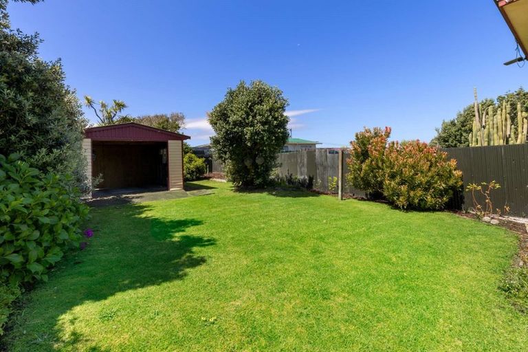 Photo of property in 20 Seafront Road, Castlecliff, Whanganui, 4501
