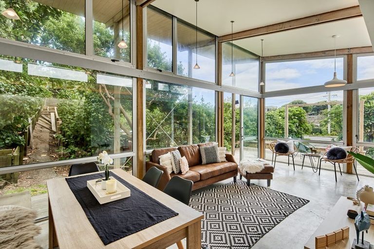 Photo of property in 4 Tangahoe Street, Paekakariki, 5034