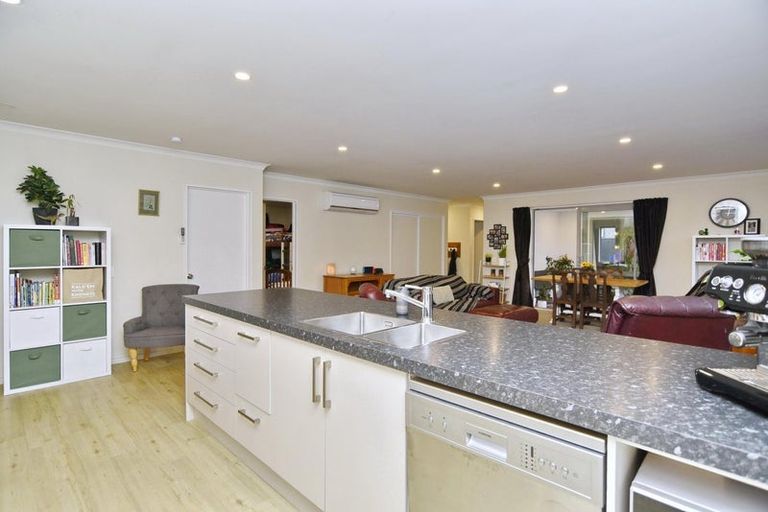 Photo of property in 5 Pakohe Street, Pegasus, 7612