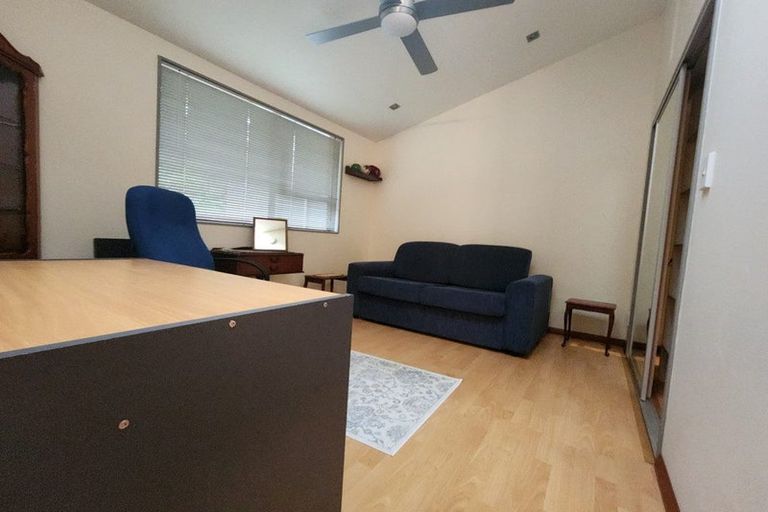 Photo of property in 98a Normandale Road, Normandale, Lower Hutt, 5010