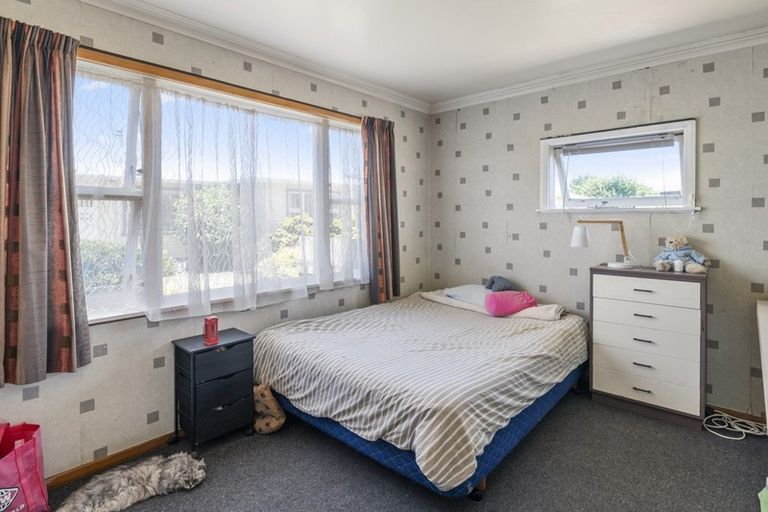 Photo of property in 147 Queen Street West, Levin, 5510