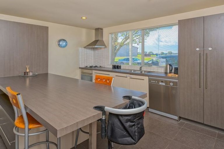 Photo of property in 24 Zabeel Crescent, Takanini, 2112