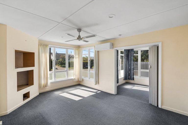 Photo of property in 4 Doreen Street, Aranui, Christchurch, 8061