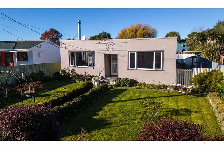 Photo of property in 26 Augustine Street, Waimate, 7924