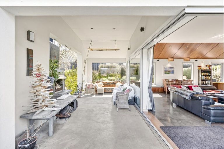 Photo of property in 19 Infinity Drive, Wanaka, 9305