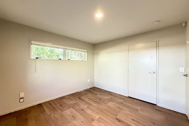 Photo of property in 13a King Richard Place, Browns Bay, Auckland, 0630