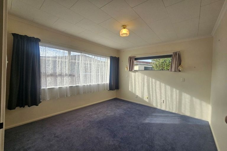 Photo of property in 21 Sanders Avenue, Westown, New Plymouth, 4310