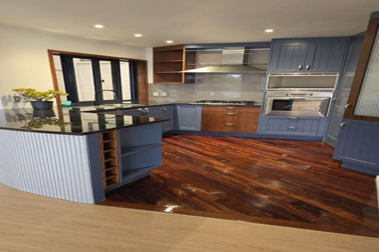 Photo of property in 1/22 Clovelly Road, Bucklands Beach, Auckland, 2012