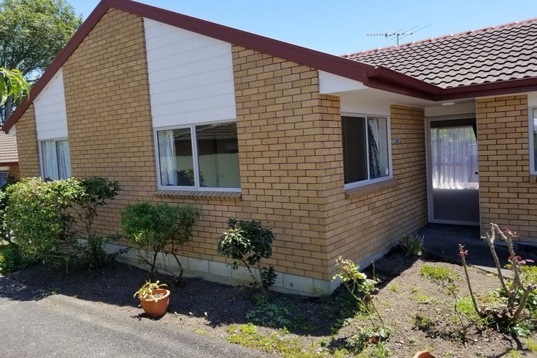 Photo of property in 240a Te Atatu Road, Te Atatu South, Auckland, 0610