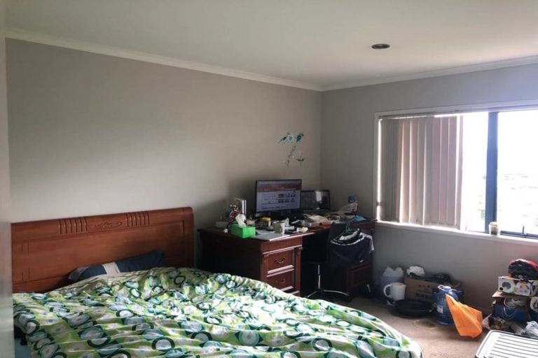 Photo of property in 141 Fernhill Way, Oteha, Auckland, 0632