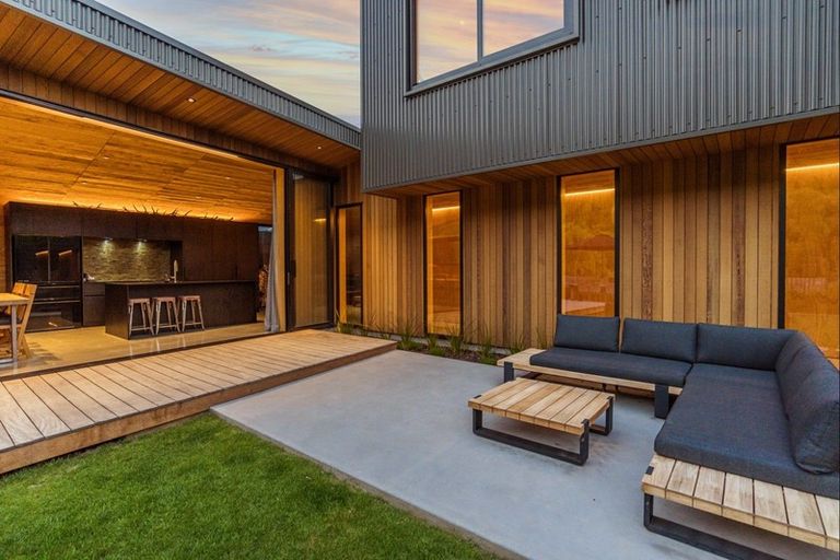 Photo of property in 38 Cornwall Street, Arrowtown, 9302