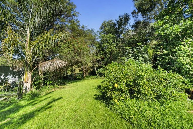 Photo of property in 1021 Te Waitere Road, Taharoa, 3988